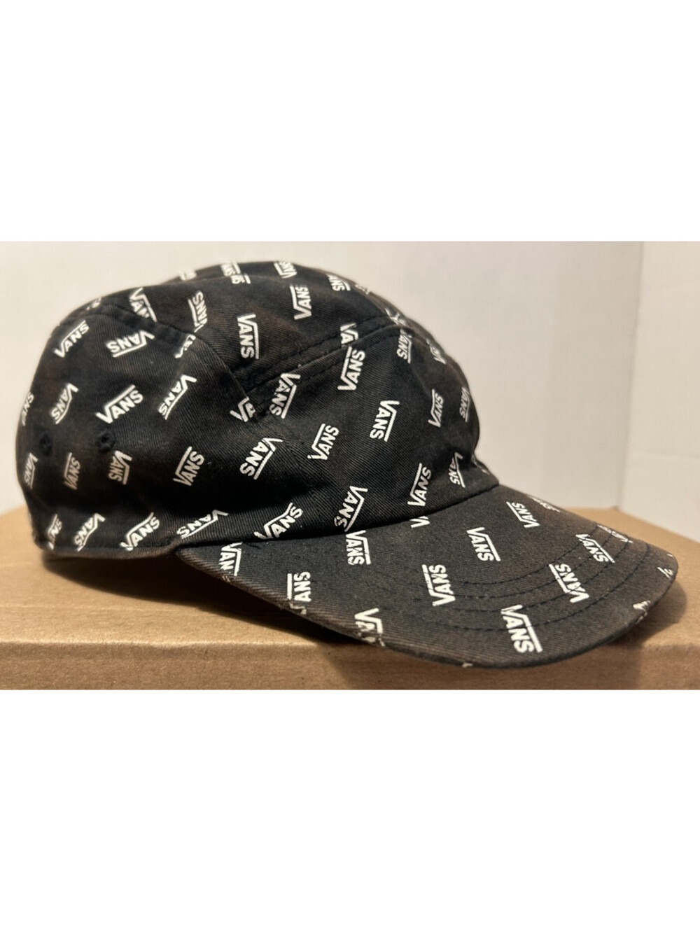 Vans Skate Team Retro Allover Camper Mens Sport Hat Strapback RHTVNS-39 NO TAG